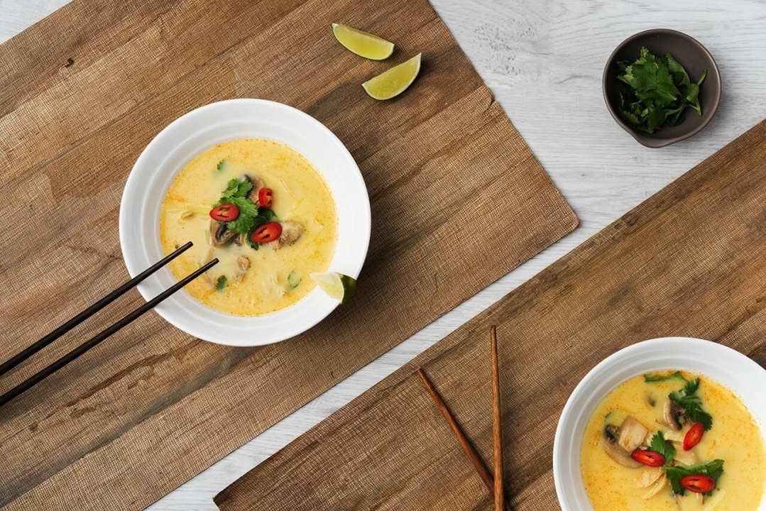 Tom Kha Gai juha s curryjem